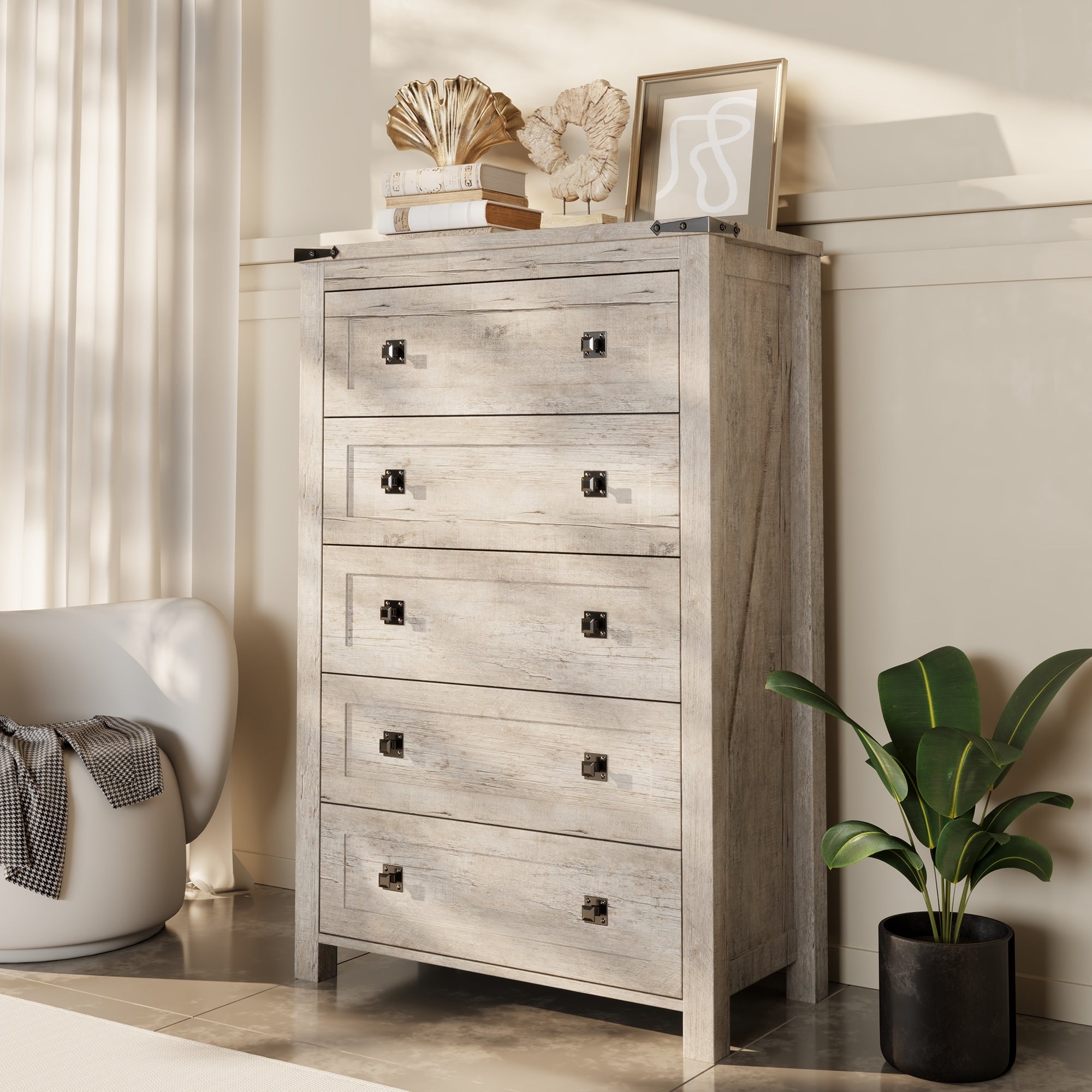 Commode de ferme en bois à 5 tiroirs de 48 pouces de haut, idéale pour une chambre à coucher.