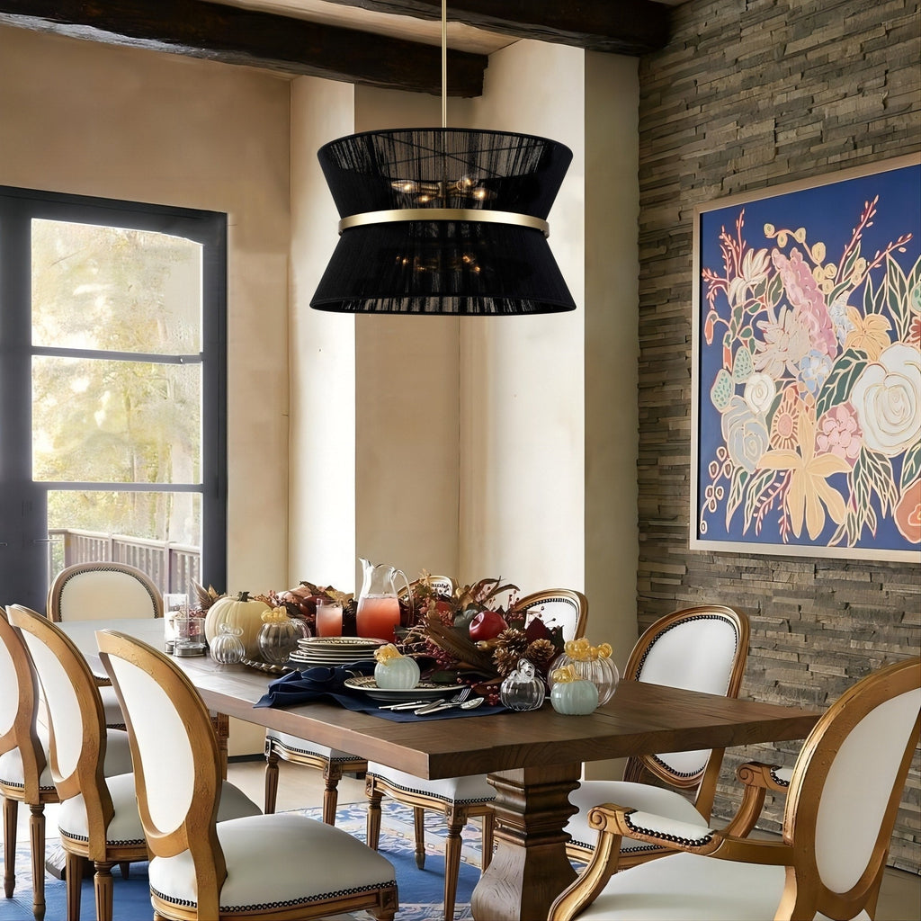 Lustre tambour moderne bohème à 8 lumières, grand modèle de 61 cm (24 pouces), en tissu tissé à la main, forme sablier, coloris or/noir, idéal pour salle à manger/salon.