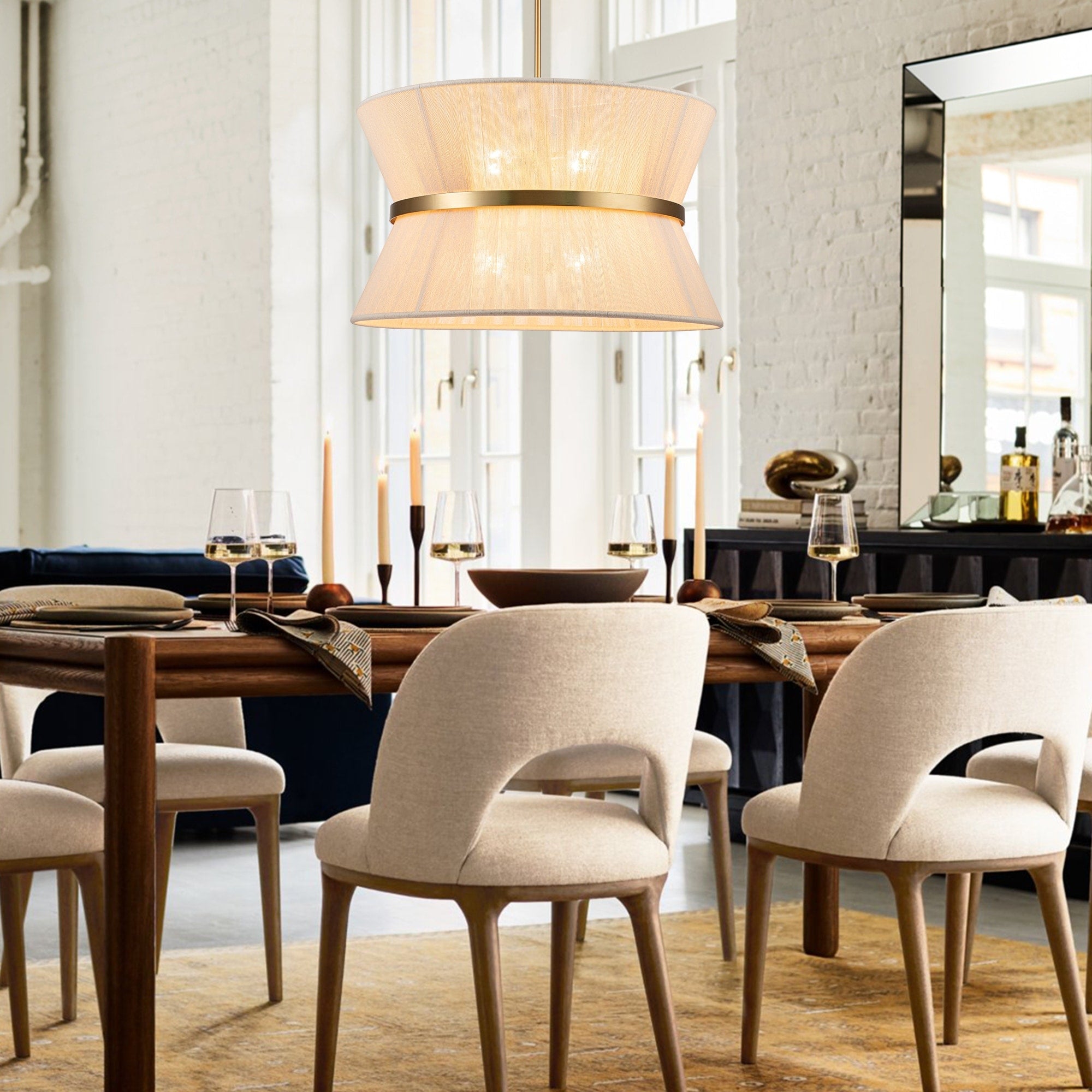 Lustre tambour moderne bohème à 8 lumières, grand modèle de 61 cm (24 pouces), en tissu tissé à la main, forme sablier, coloris or/noir, idéal pour salle à manger/salon.