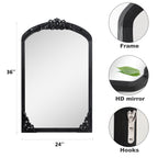 Miroir sur pied arqué en bois massif sculpté