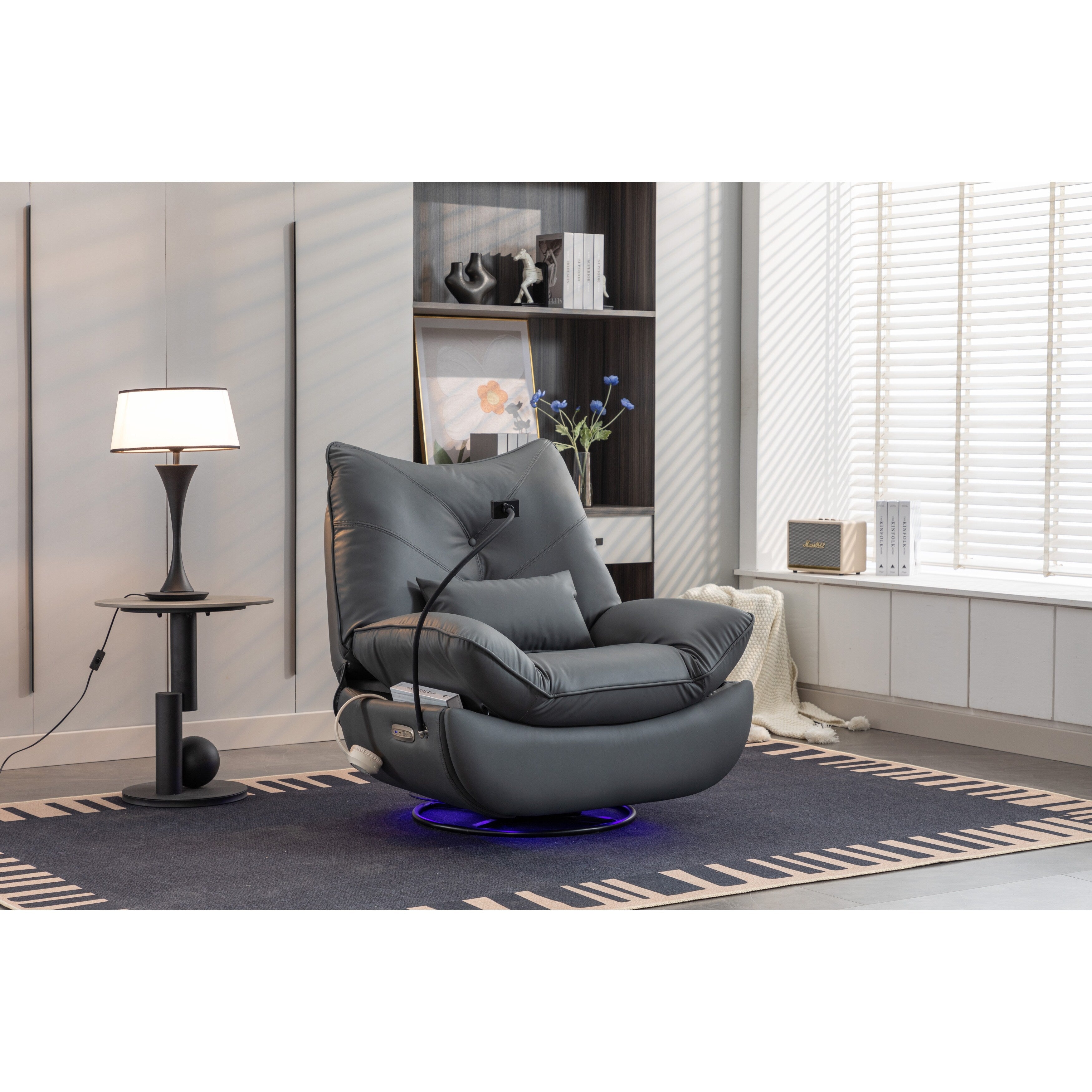 Fauteuil inclinable électrique pivotant avec haut-parleurs Bluetooth, support pour téléphone, ports de chargement USB et Type-C, rangement dissimulé dans l'accoudoir