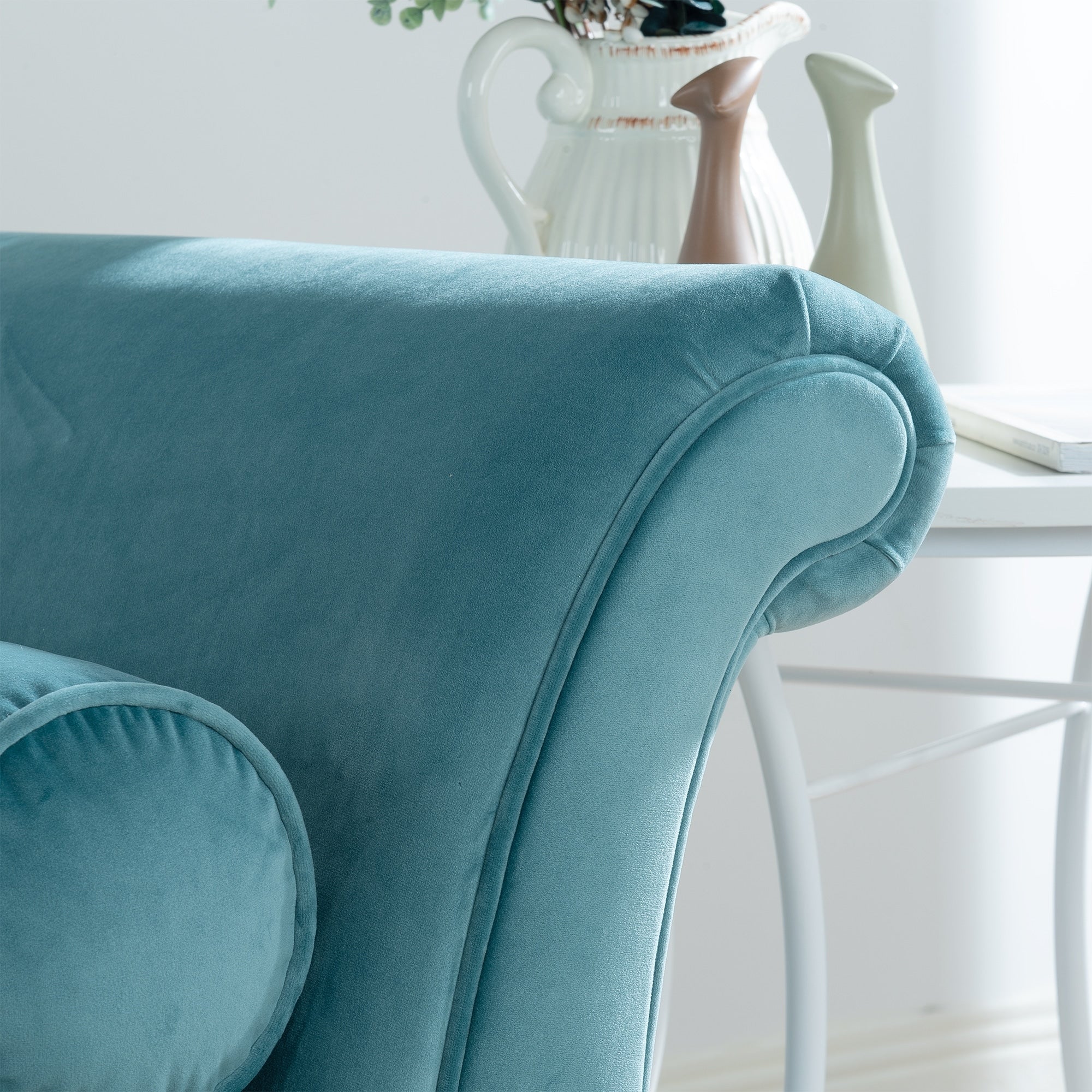 Chaise longue vintage à accoudoirs en volutes de Christopher Knight Home